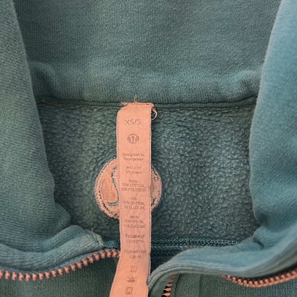 Lululemon crop scuba sweatshirt - Picture 2 of 2